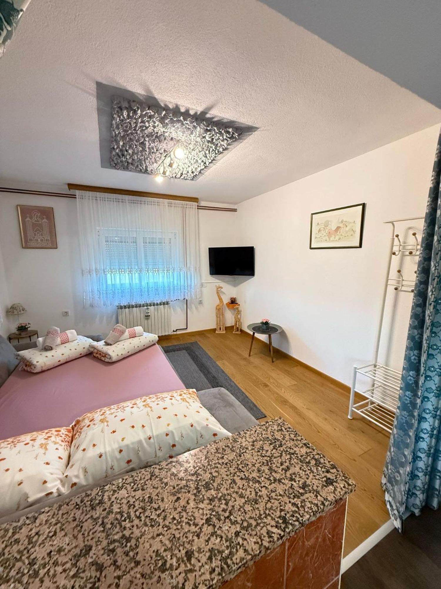 Apartments Marija Врело-Кореничко Экстерьер фото